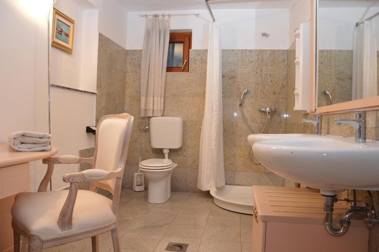 Nova Vas  Apartments Agata מראה חיצוני תמונה